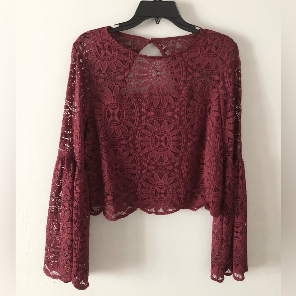Xhileration Lace Bell Sleeve Top